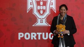Steffi Jones diz que desenvolvimento do futebol feminino em Portugal é exemplar
