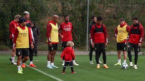Bernat integrado no treino e prestes a voltar às opções