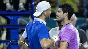 Alcaraz eliminado por Dimitrov no Masters de Miami: «Fez-me sentir como se eu tivesse 13 anos»