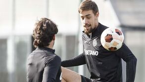 Trincão titular, Coates no banco: o onze provável do Sporting para o jogo com o E. Amadora