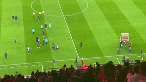 Benfica venceu mas saiu de campo sob um coro de assobios