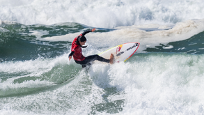 Teresa Bonvalot conquista o Caparica Surf Fest