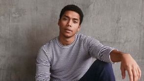 Ator Chance Perdomo morre em despiste de moto aos 27 anos