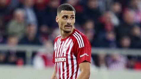 Pinto da Costa anuncia que Olympiacos vai pagar 17,5 milhões de euros por David  Carmo - FC Porto - Jornal Record