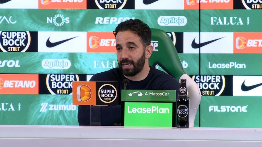 Em causa o período em que o avançado sueco estará ausente da equipa para se juntar à seleção