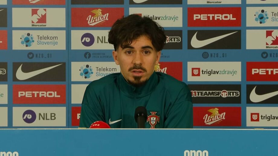 Médio deixou elogios ao capitão da Seleção na véspera do jogo particular contra a Eslovénia