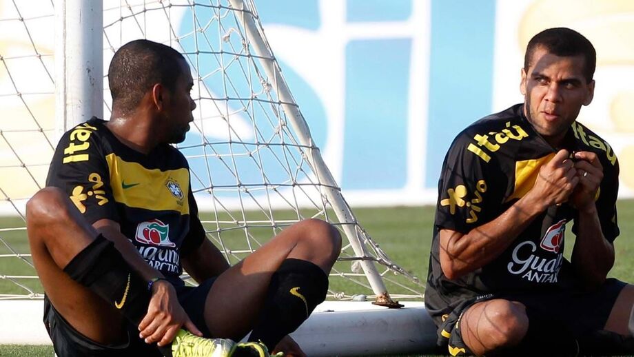 Os dois jogadores na seleção brasileira