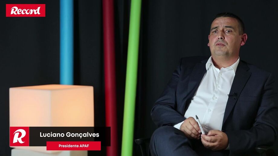 Luciano Gonçalves pede paciência para com os árbitros: «Não é fácil falar para milhares de pessoas»