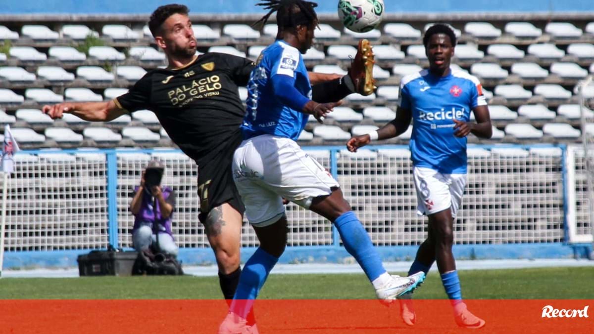 Belenenses-Académico de Viseu, 1-0: azuis deixam provisoriamente último lugar da 2.ª Liga