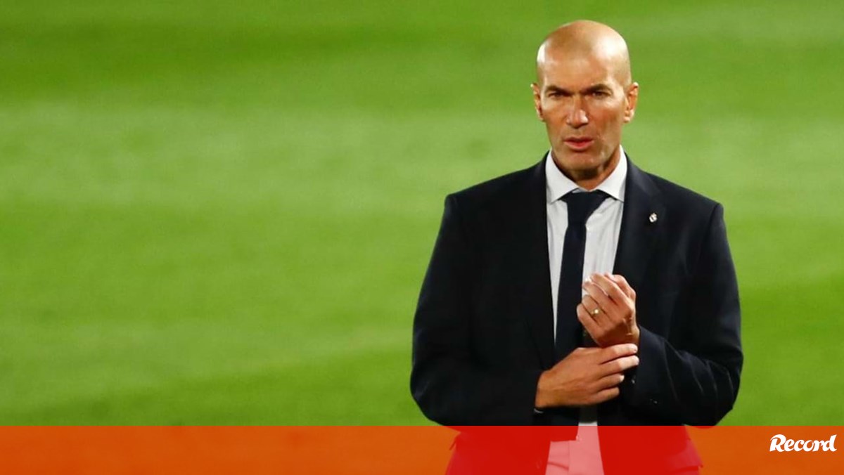 Zidane espreita regresso ao ativo: entre Munique e? Old Trafford