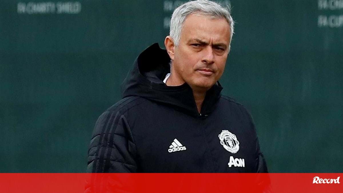 Mourinho: «Man. United ainda tem alguns jogadores que há cinco ou seis anos eu não queria»