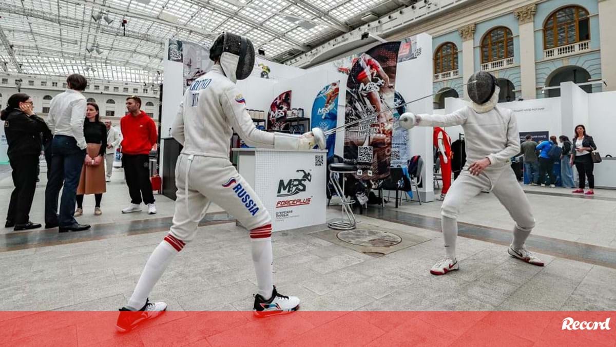 Paris'2024: Esgrimistas russos e bielorrussos ausentes da competição