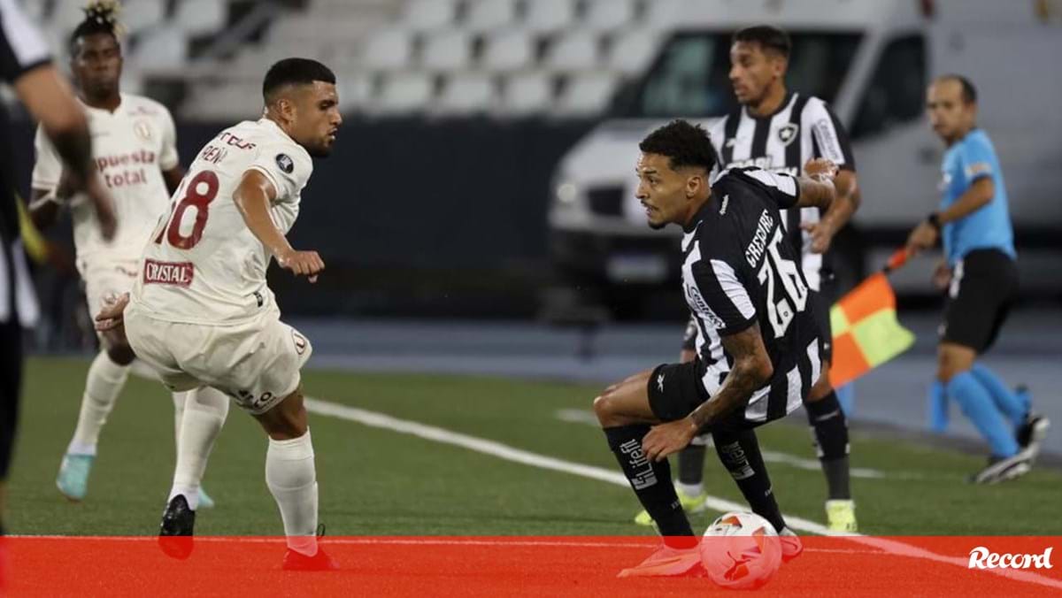Artur Jorge festeja triunfo na Libertadores
