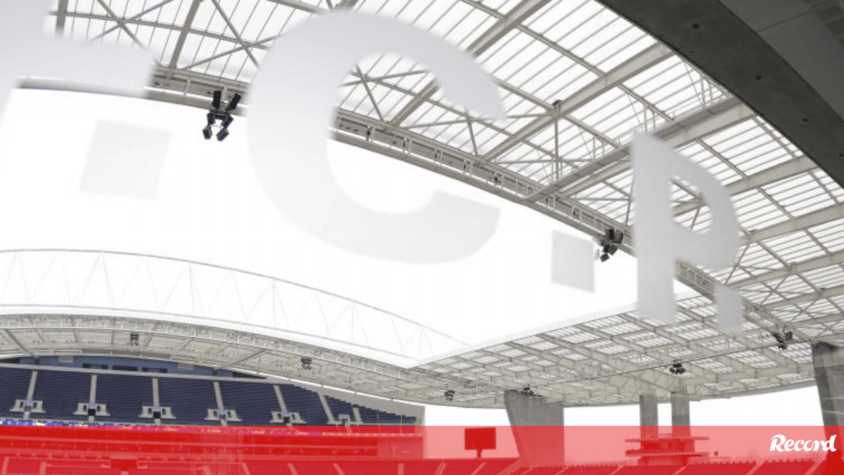 Eleições no FC Porto: Auditório preparado para receber o vencedor