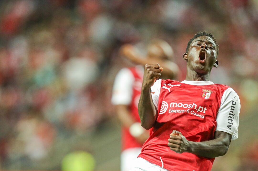 /fotospublicadas/Fotos/2-49024481#453c091fb3a85d67047d424c1b10dbb8 (21011407) (Milenium)