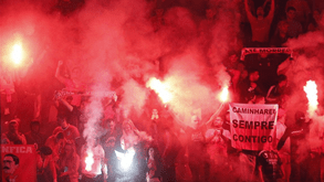 Adeptos do Benfica com vigilância apertada em Marselha