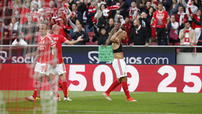Benfica vence Sp. Braga com reviravolta, garante o 2.º lugar e impede que o Sporting seja campeão amanhã