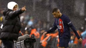 A imagem enigmática partilhada por Mbappé após ser substituído por Gonçalo Ramos