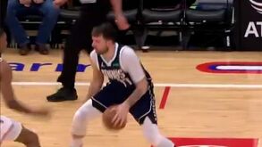 O incrível lançamento de Doncic que deixou todos de boca aberta