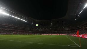 Os onzes de Benfica e Sporting para o dérbi desta noite
