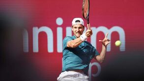 Estoril Open: João Sousa perde em pares e despede-se oficialmente do ténis