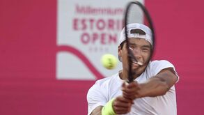Estoril Open: Henrique Rocha eliminado pelo francês Gaël Monfils