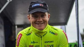 Mathias Bregnhoj sobe ao segundo lugar no Circuito das Ardenas