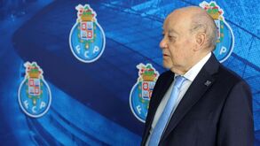 Pinto da Costa acusa Villas-Boas de ter prometido aos Super Dragões “manter regalias” se o apoiassem