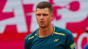 Hurkacz garante presença na final do Estoril Open