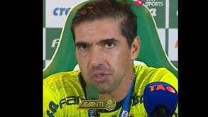 Abel recorda conversa com a mulher quando foi para o Brasil: «Calma, três meses e mandam-me embora»