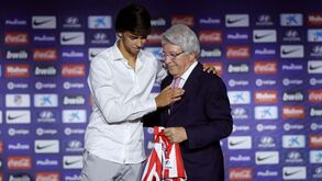 João Félix sobre presidente do At. Madrid: «Sempre foi bom para mim, especialmente para a minha mãe»