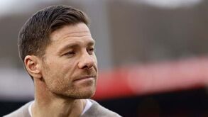 Xabi Alonso: «Sem a transferência para o Liverpool, teria procurado um emprego em Economia»