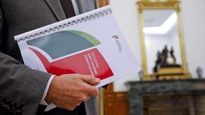 Habitação, saúde ou reforma fiscal: as principais medidas do programa do governo para vários setores
