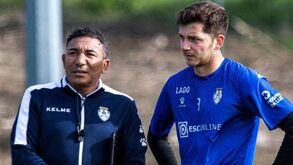 Feirense multado por... Lito Vidigal ter demorado 7 minutos a chegar à zona de entrevistas rápidas