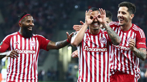 Chiquinho estreia-se a marcar pelo Olympiacos na vitória sobre o Fenerbahçe na Liga Conferência