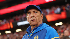 Jean-Louis Gasset projeta duelo da 2.ª mão com o Benfica: «Tática pode ser mais ofensiva»