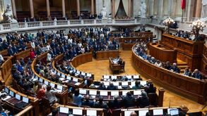 Parlamento chumba moções de rejeição de BE e PCP ao programa do Governo