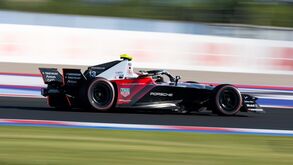 Fórmula E: António Félix da Costa ganha primeira corrida da época