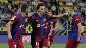 A crónica do Cádiz-Barcelona, 0-1: João Félix resolve com acrobacia