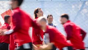 Schmidt 'dá descanso': o onze provável (e renovado) do Benfica para o jogo com o Moreirense