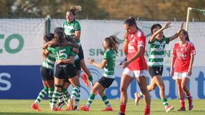 A crónica do Sporting-Benfica, 3-1: há leoas na luta pelo título