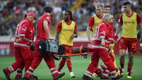Udinese-Roma suspenso após colapso de Ndicka