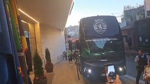 Rúben Amorim e Gyökeres foram os mais ovacionados na chegada do Sporting a Gaia