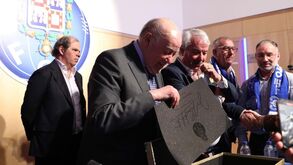 Pinto da Costa envia recado a Villas-Boas: «Não trago seguranças nem polícias à minha volta»