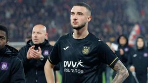 Belgas avançam que Anderlecht recusou primeira proposta do Sporting por Debast: os milhões em cima da mesa