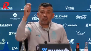 Sérgio Conceição: «Toda a gente tem estratégias... até acenar com lenços brancos»