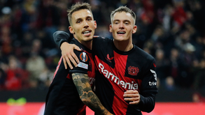 Diretor desportivo do Leverkusen garante continuidade de Grimaldo