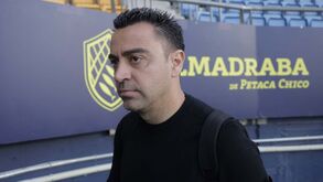 Decisão tomada: Xavi vai continuar no Barcelona até 2025