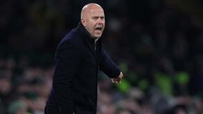 Liverpool insiste com o Feyenoord por Arne Slot
