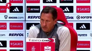 Roger Schmidt: «Se os adeptos quiserem cuspir nos nossos jogadores, atirar objetos, devem ficar em casa»